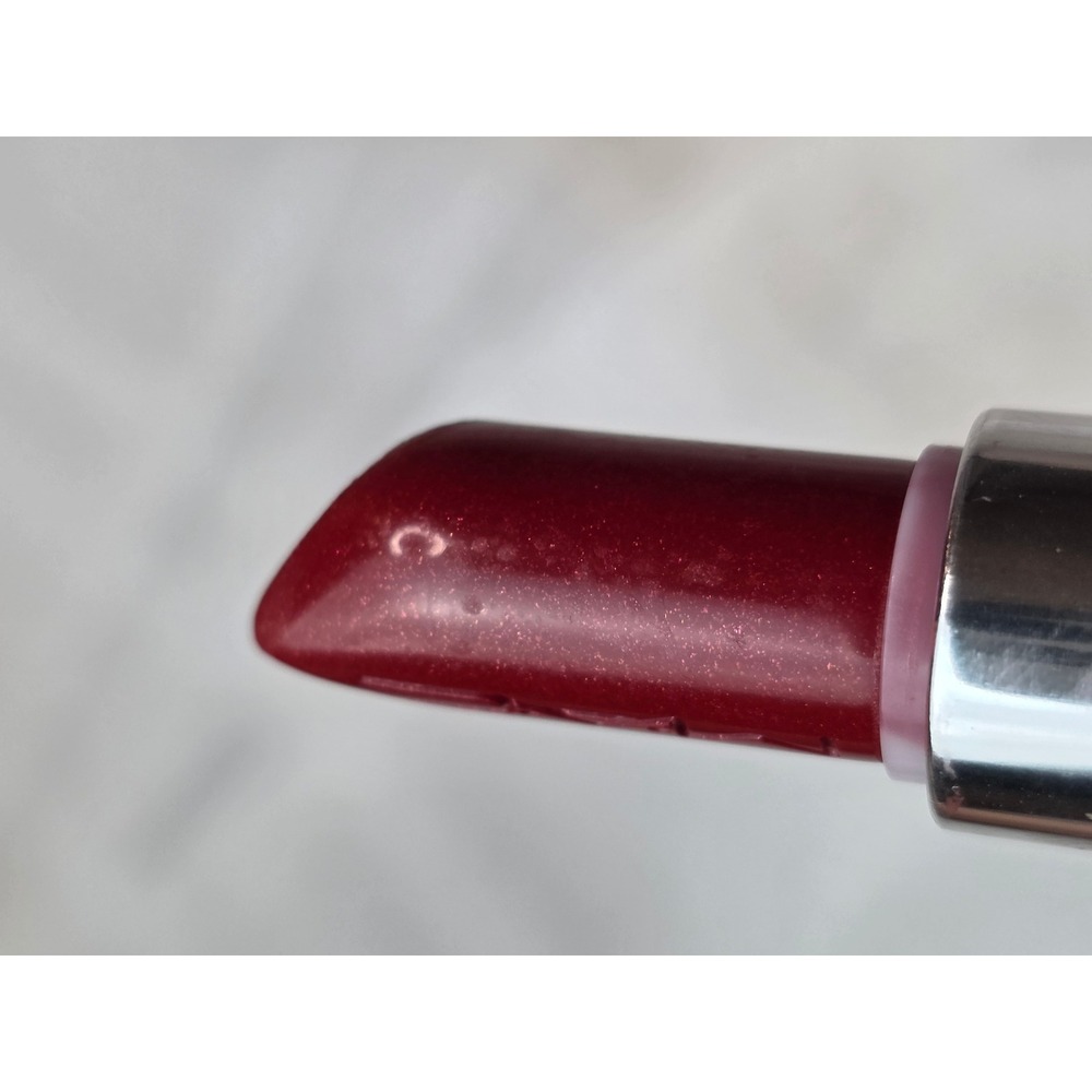 MAC Lustreglass Lipstick 545 Glossed and Found Sheer Shine Red Shimmer W1 - Picture 13 of 16